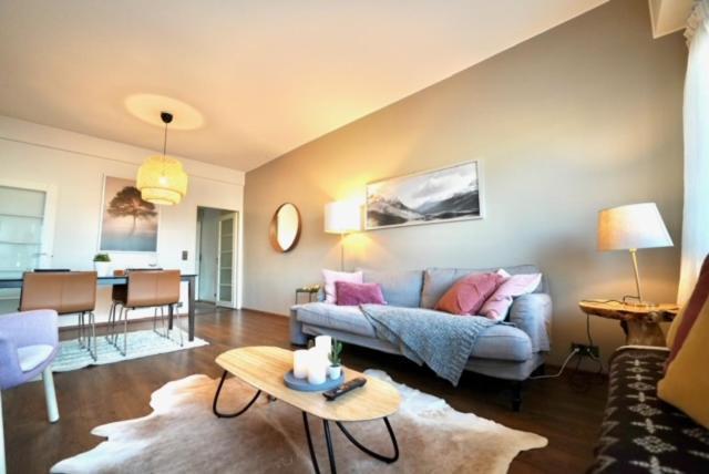 Cozy And Bright 2-Bedroom Apartment Washer And Dryer, King Size Bed Рованиеми Экстерьер фото