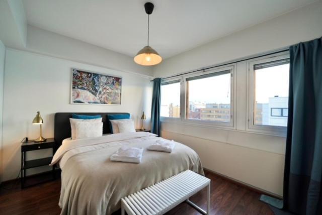 Cozy And Bright 2-Bedroom Apartment Washer And Dryer, King Size Bed Рованиеми Экстерьер фото